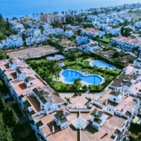 Frente A La Playa Padel Wifi Parking Apartment Marbella